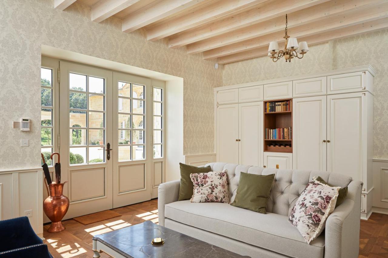 Chateau De Clotte & Suites Les Salles-de-Castillon Esterno foto
